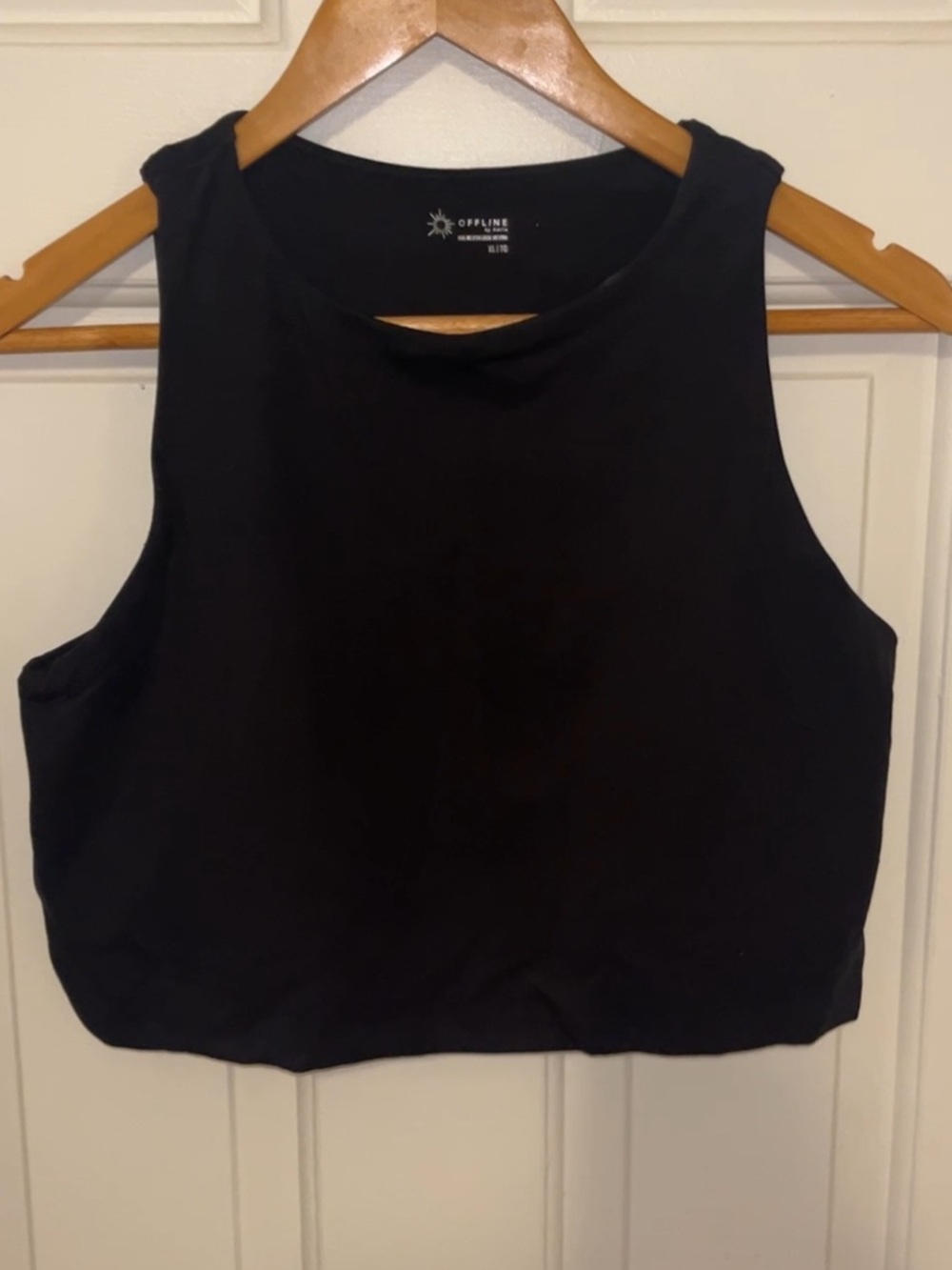Offline by Aerie. Size XL. Black sports bra.